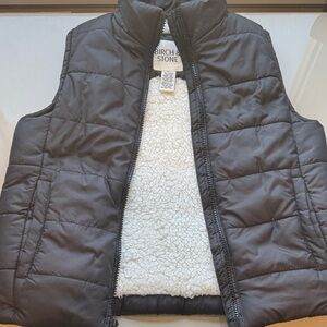 Birch & Stone Kids' Gray Puffer Vest with Sherpa Lining